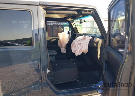 2016 Jeep Wrangler Unlimited Sport z USA, uszkodzony, nr VIN 1C4HJWDG7GL202126